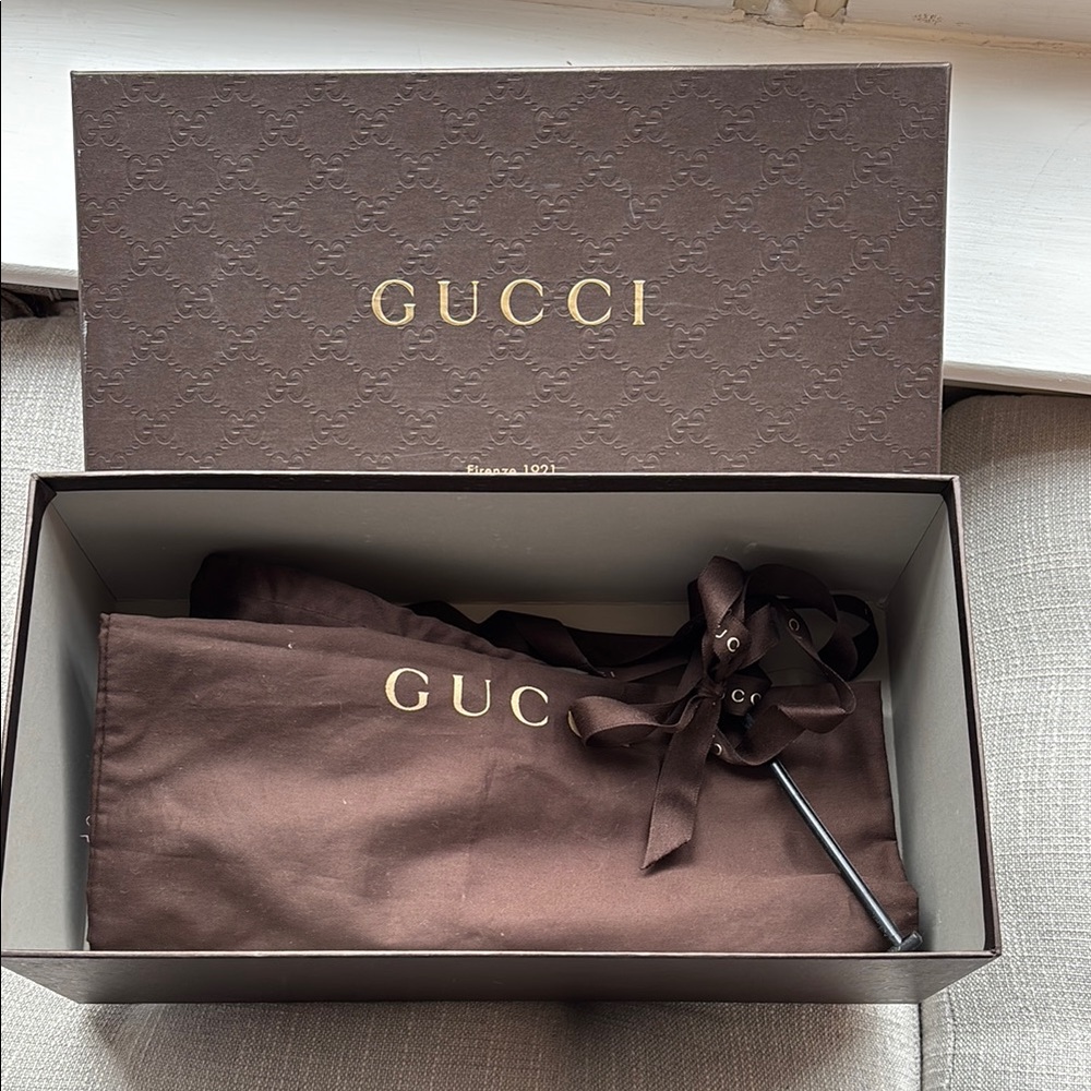 Gucci Red Loafers with Horsebit Detail - Picture 9 of 9